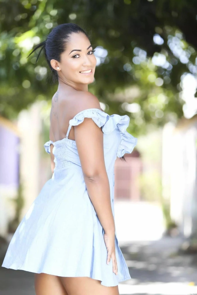 Vanessa Profile image 4